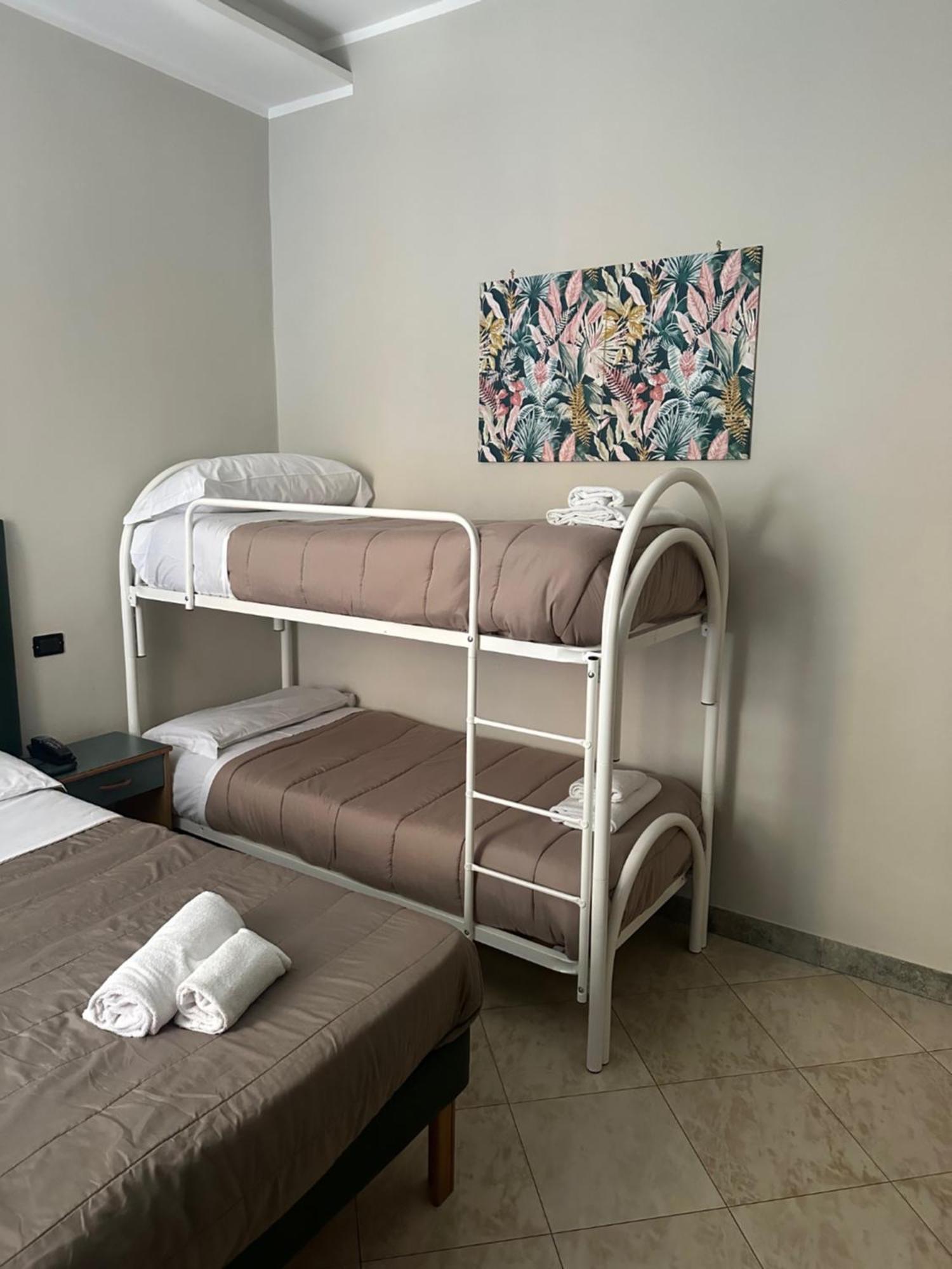 Smart Station Hotel 나폴리 외부 사진